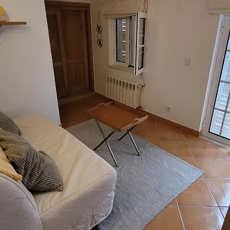 Seaside Gem, 3 Ensuites, & Town Centre Apartamento Nazaré